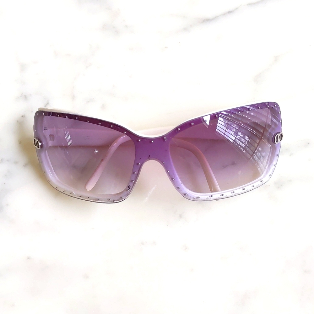 White Frame Shades of Purple with sparkling and design Sunglasses.